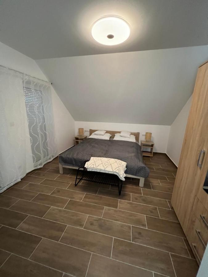 Janhaz Apartman Revfueloep Ngoại thất bức ảnh